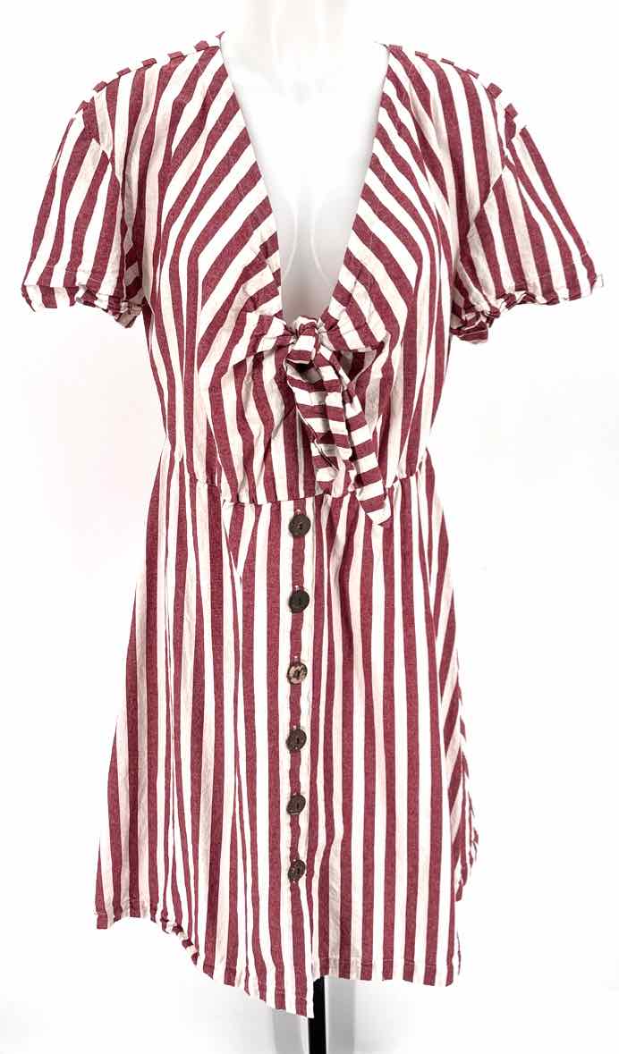 Size 14 ELOQUII Multi-Color Dress