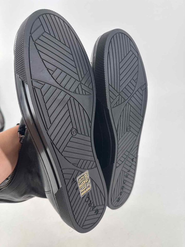 Shoe Size 11 Black Leather Boots