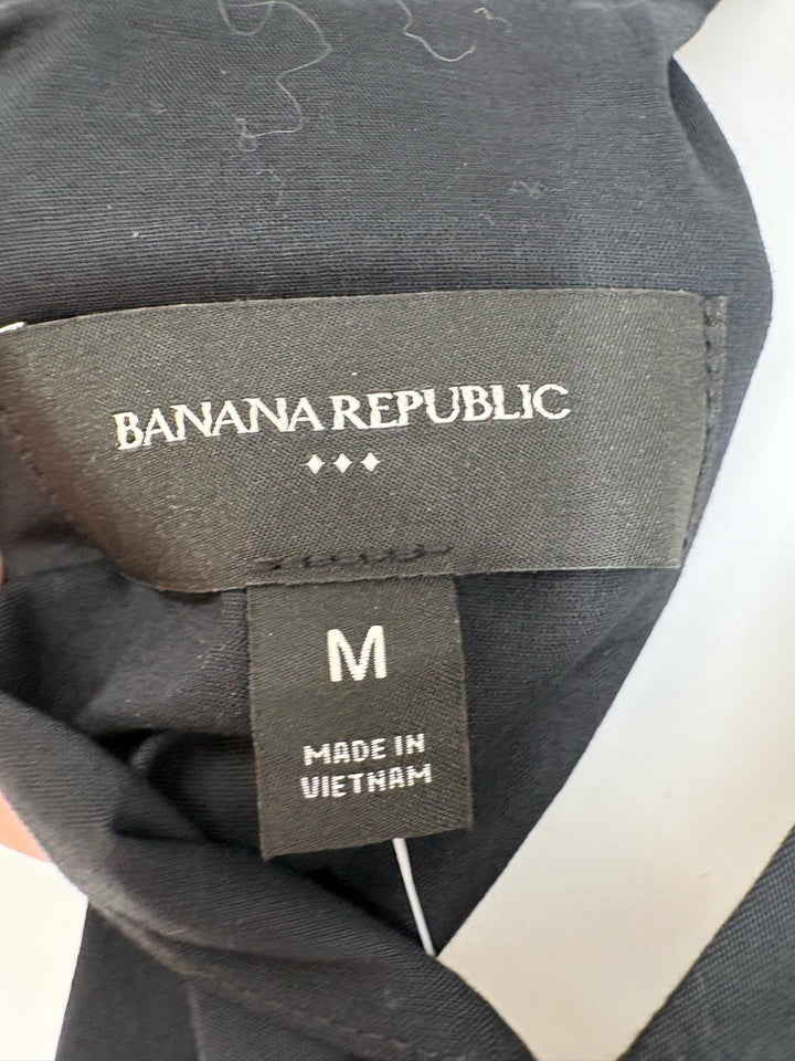 Size M Banana Republic Black Shirt