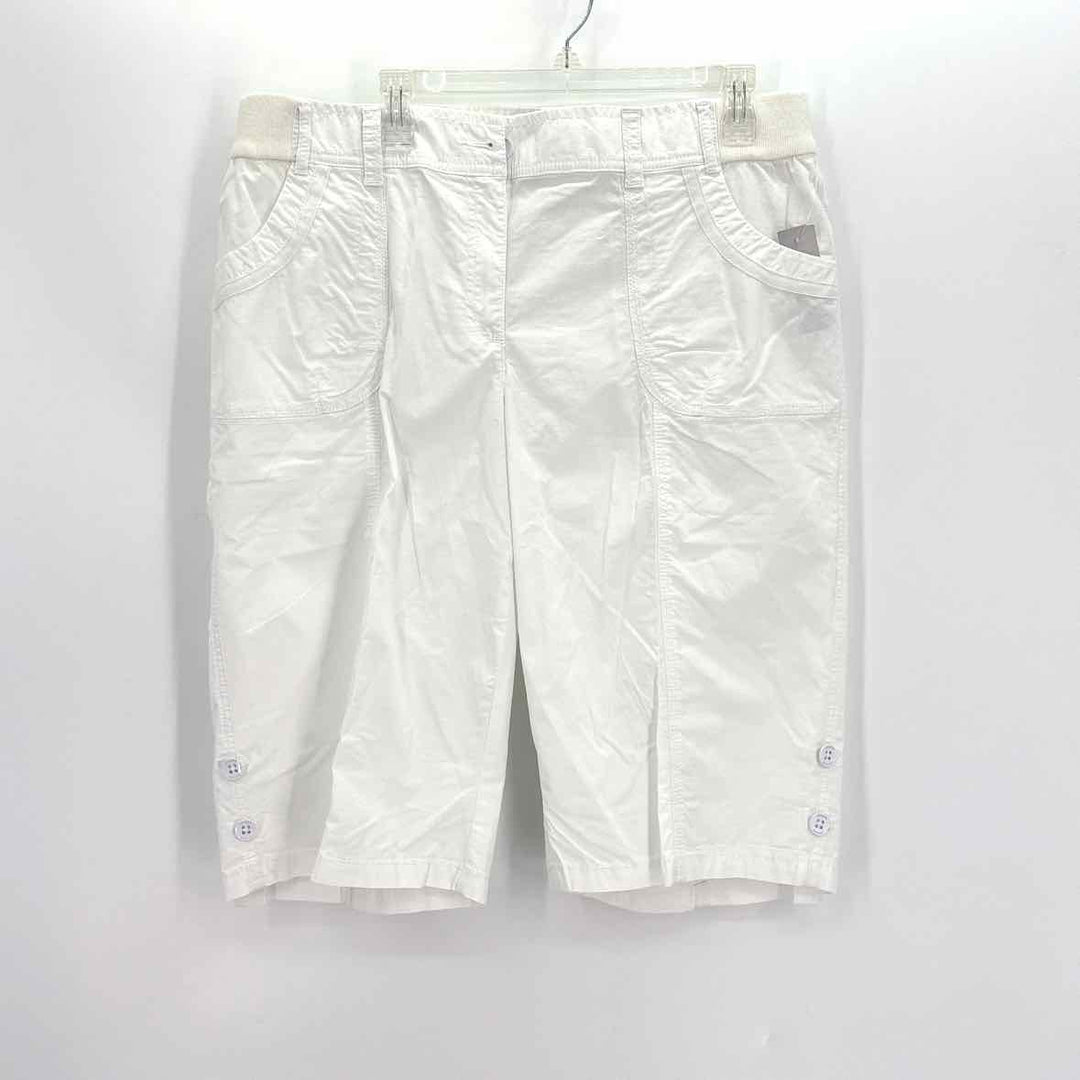 Size 3 Chico's Ivory Shorts