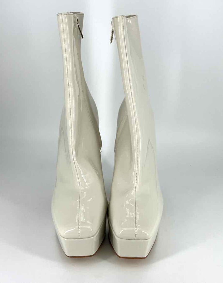 Shoe Size 11 GUESS Cream PATENT Boots