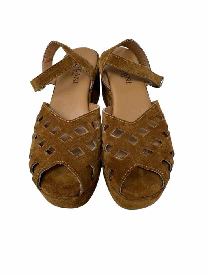 Shoe Size 40 CORDANI Tan Suede Sandals