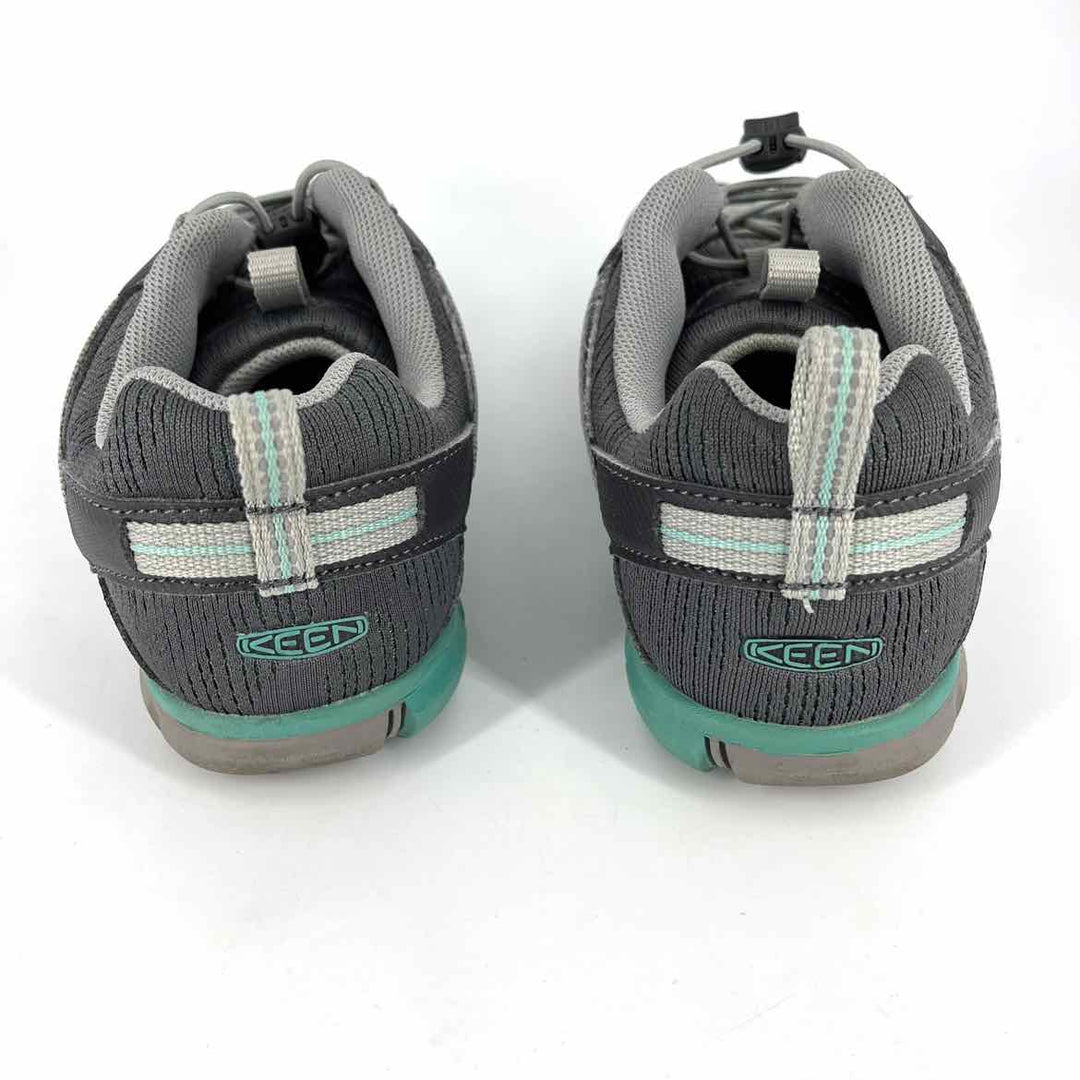 Shoe Size 6 KEEN Gray Sneakers