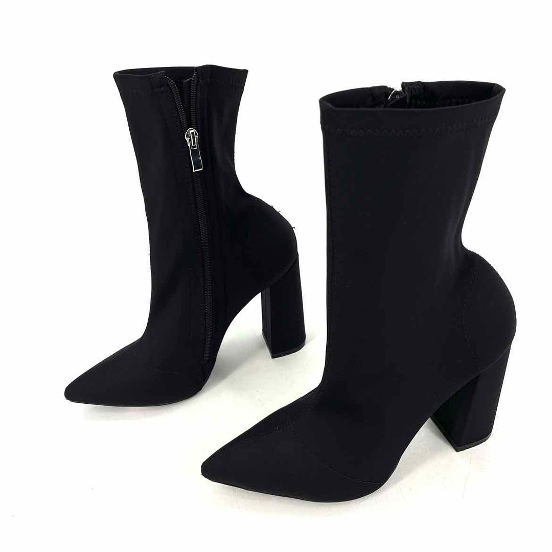 Shoe Size 9 Black Boots