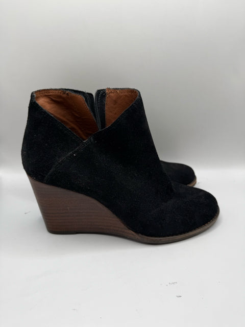 Shoe Size 7 LUCKY Black Suede Boots