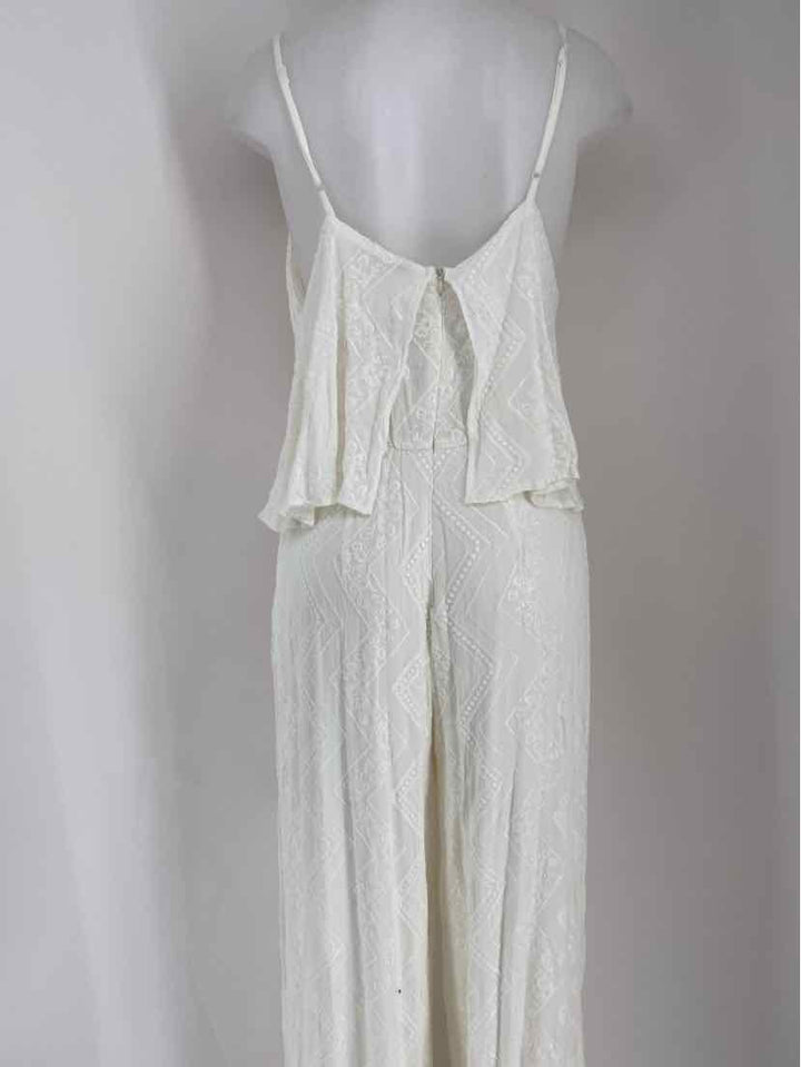 Size L OLIVACEOUS White Dress