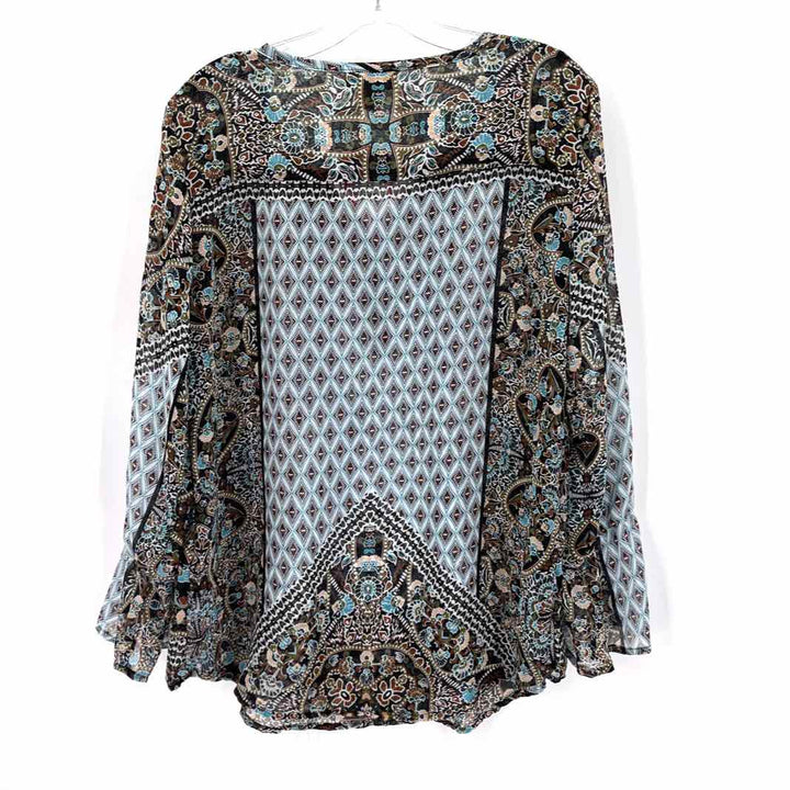 Size M Style & Co Shirt