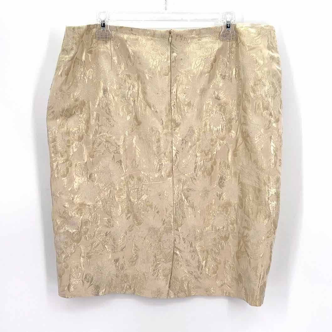 Size 46 Escada Gold Skirt