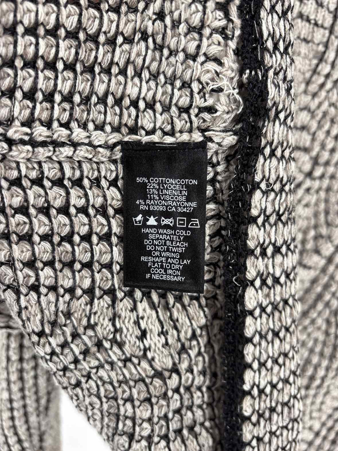 Size M NIC + ZOE Gray Sweater