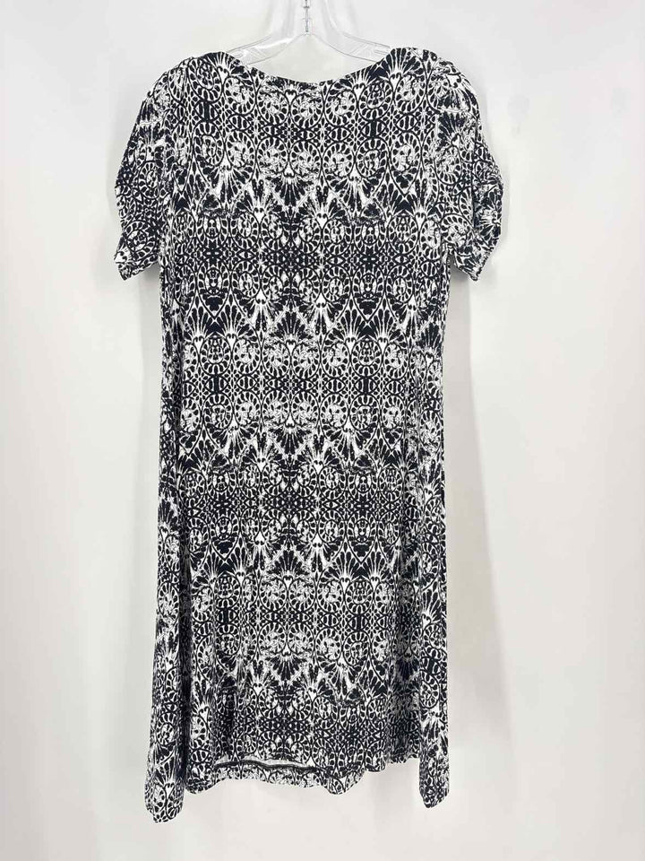 Size 4 Chico's Black/White Dress