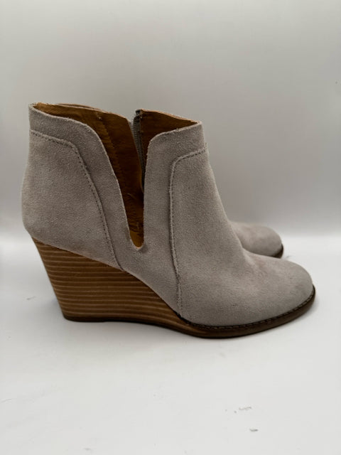 Shoe Size 7.5 LUCKY Tan Suede Boots