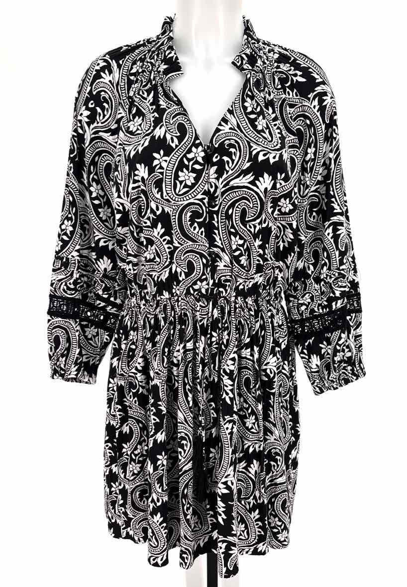 Size M Chico's Black Dress