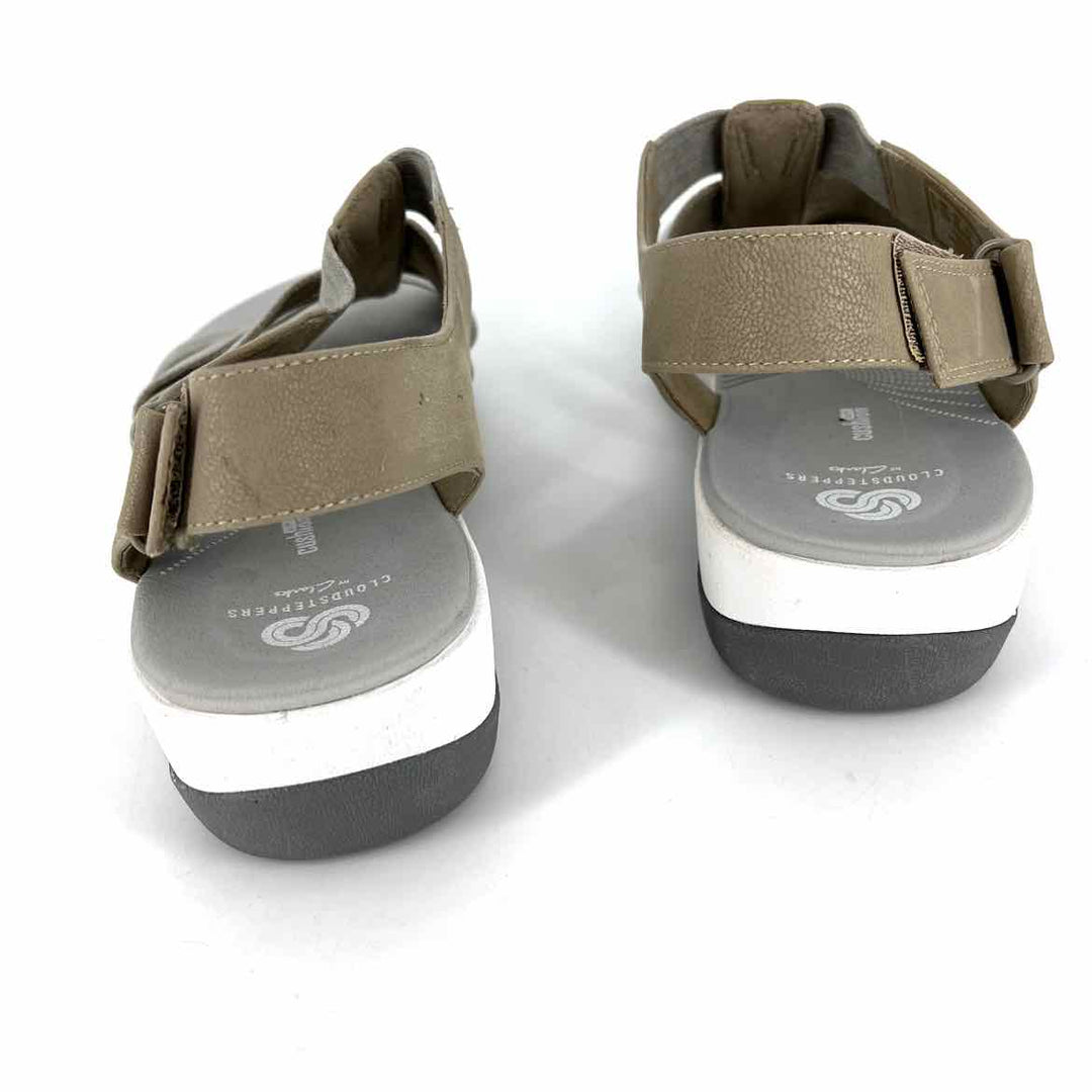 Shoe Size 10 CLARKS Taupe Sandals