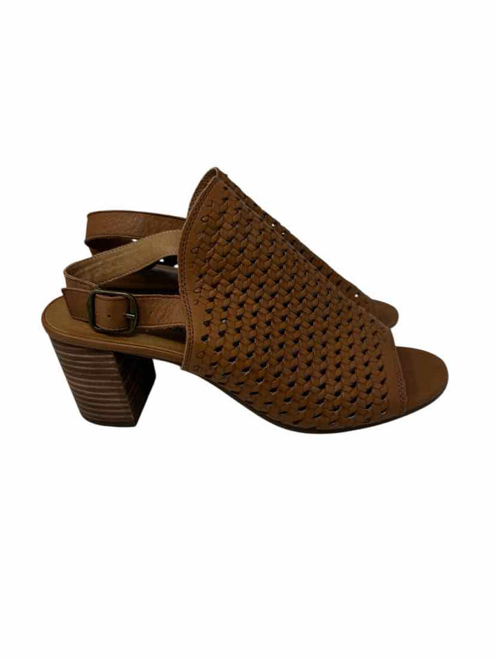 Shoe Size 8.5 LUCKY Brown Sandals