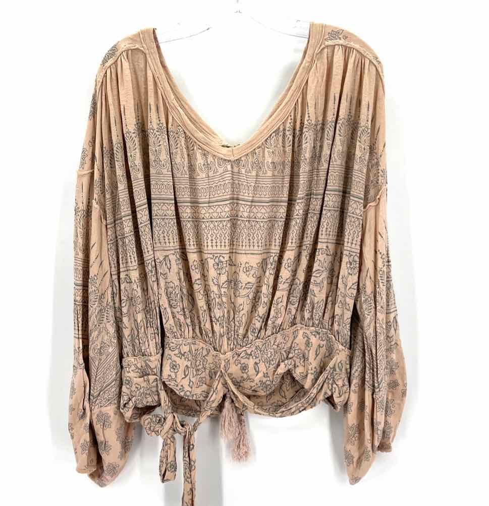 Size M FREE PEOPLE Peach Shirt