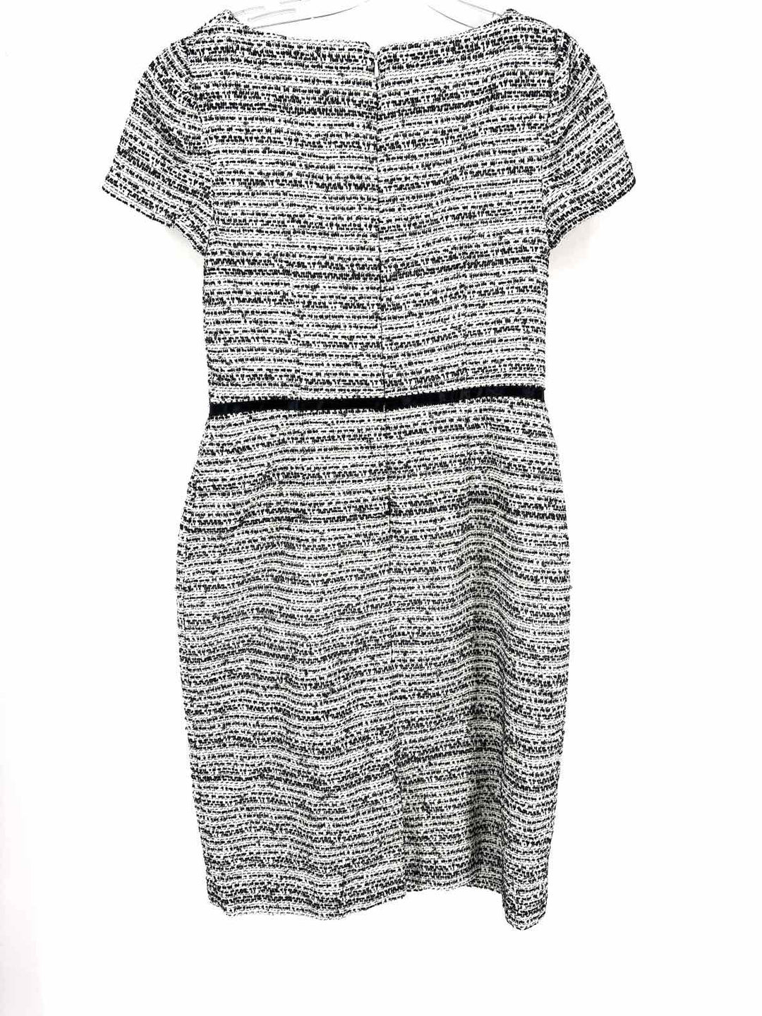 Size 10 CAROLINA HERRERA Black Luxury - Dress