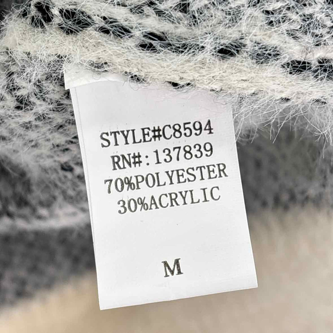 Size M Cream Knit Sequined Sweater