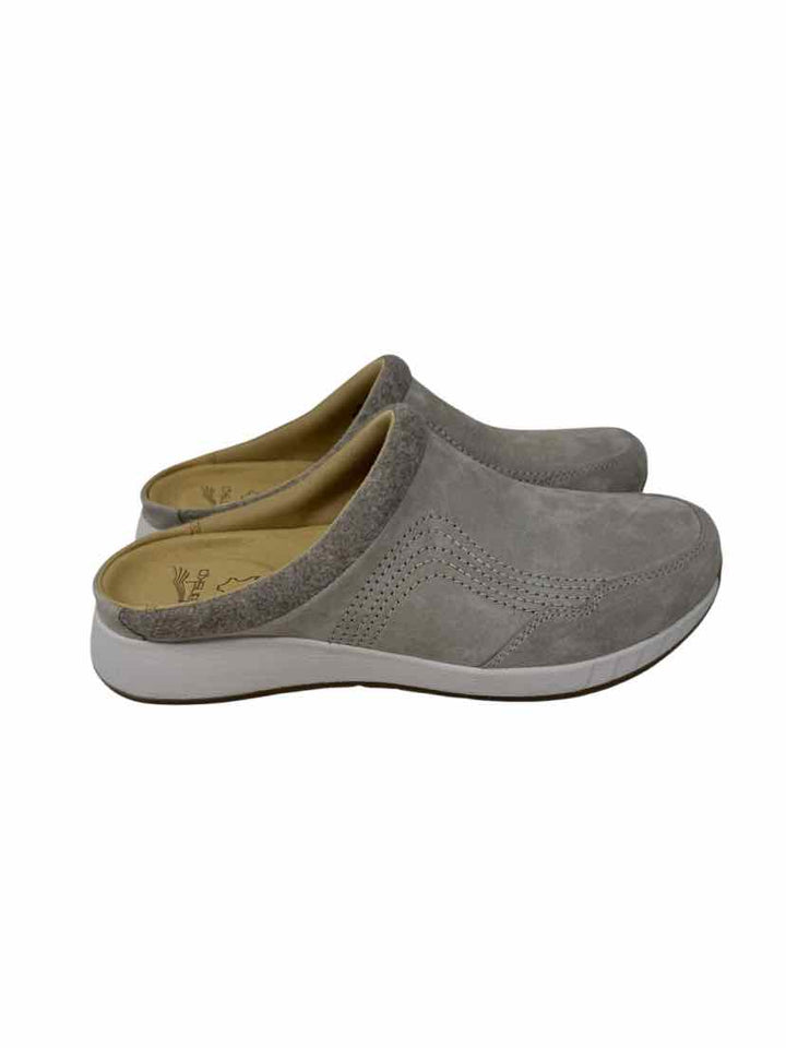 Shoe Size 39 DANSKO Tan Suede Flats