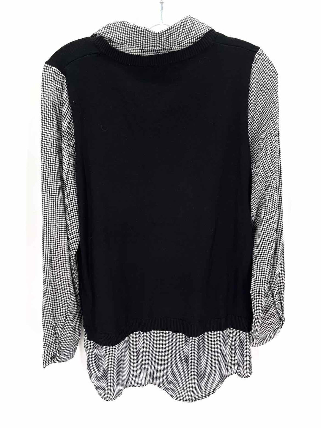 Size M Adrianna Papell Black Sweater