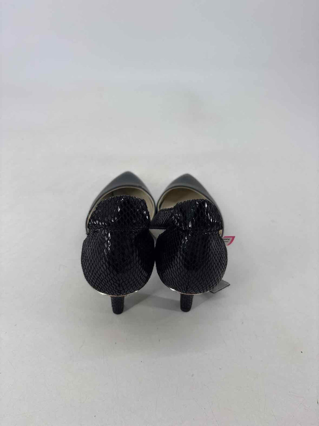 Shoe Size 9 Anne Klein Black Pumps