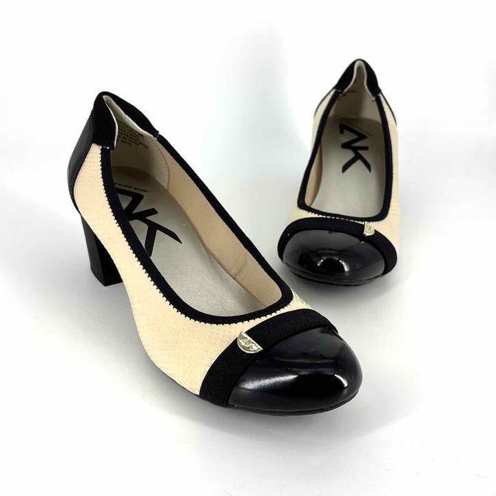 Shoe Size 7 Anne Klein Ivory Pumps