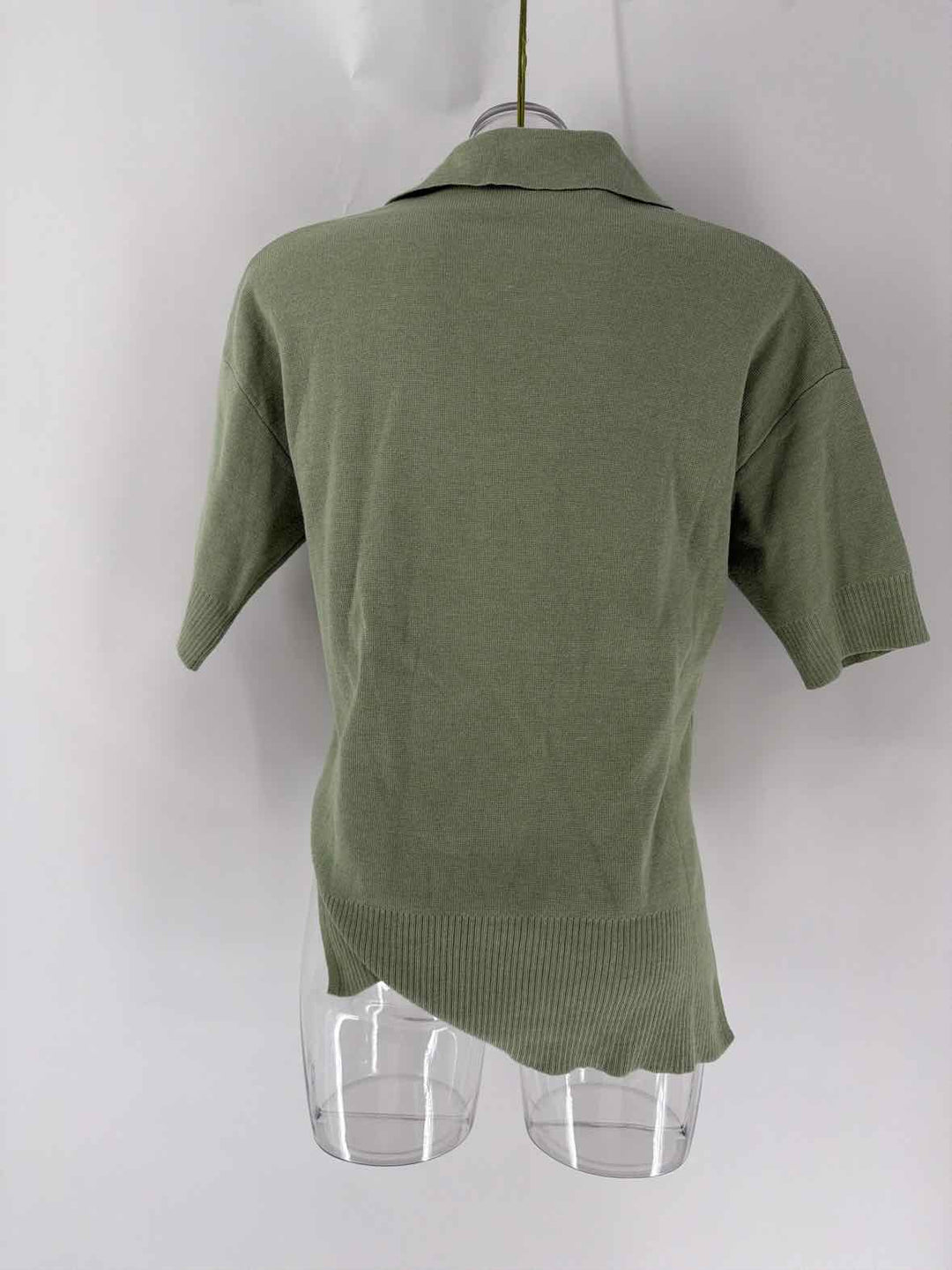Size L Green Shirt