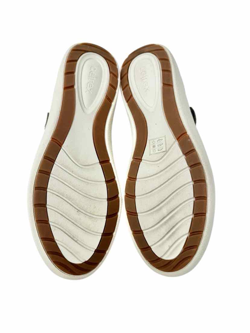 Shoe Size 9 AETREX Bronze Sneakers