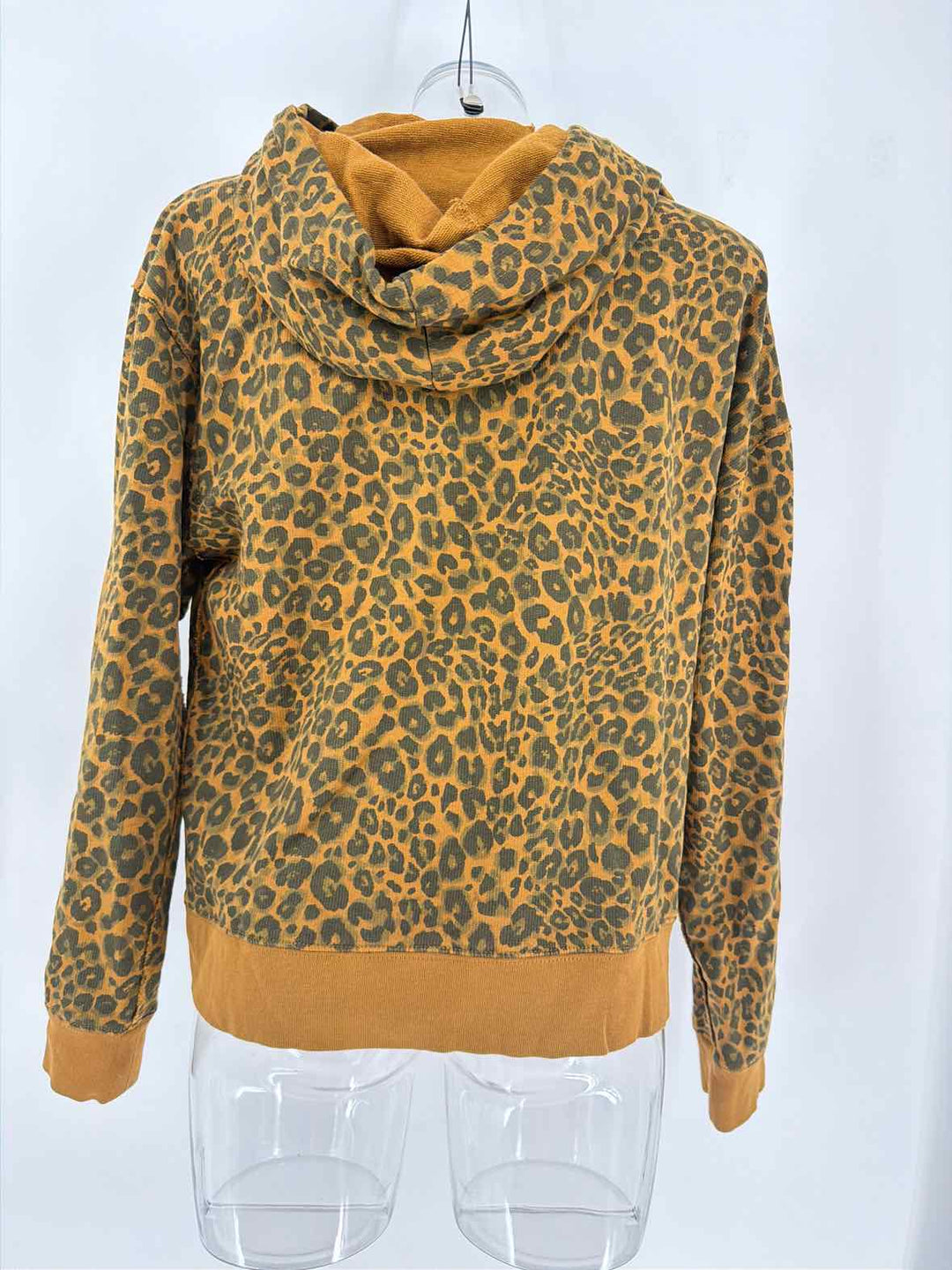 Size M Santuary Tan Sweater