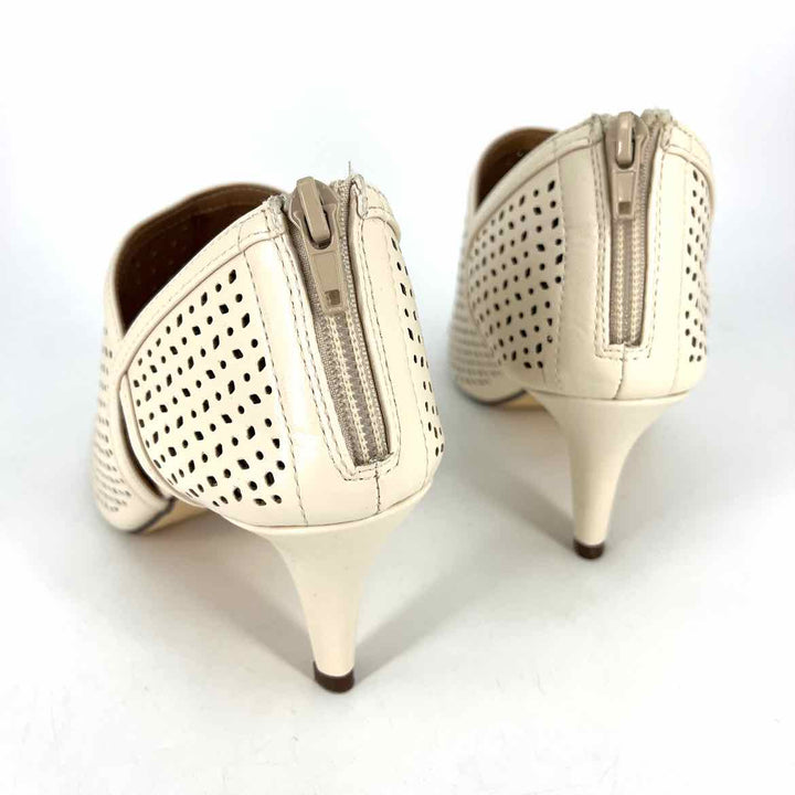 Shoe Size 8.5 Style & Co Ivory Pumps