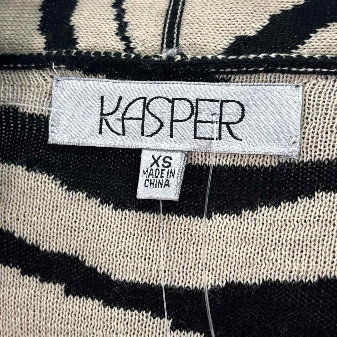 Size XS KASPER Multi-Color Knit Sweater