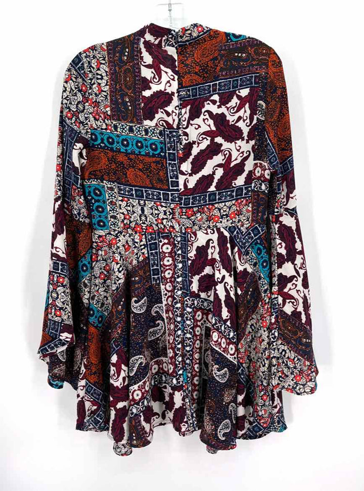Size M ROMEO & JULIET Multi-Color Dress