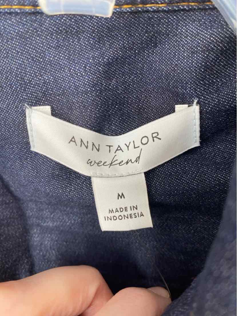 Size M Ann Taylor Denim Shirt
