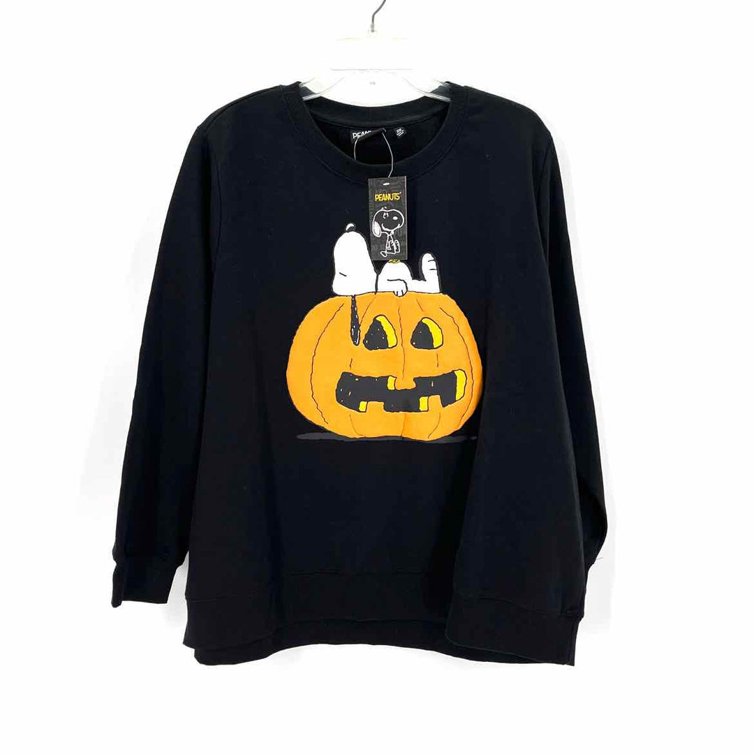 Size 2X Black Shirt