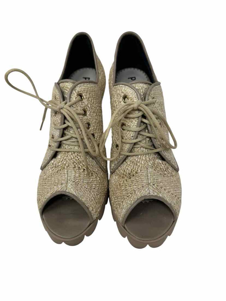 Shoe Size 37 Tan Pumps