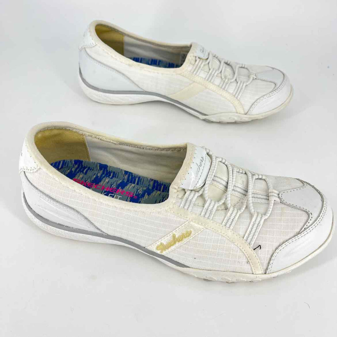 Shoe Size 6 Sketchers White Flats
