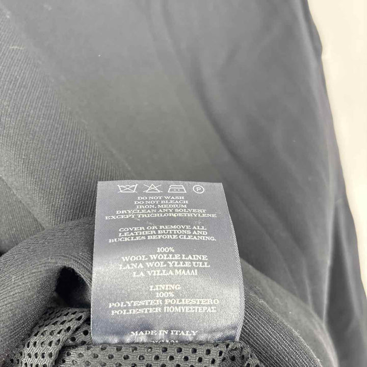 Size 4 Burberry Black Luxury - Blazer