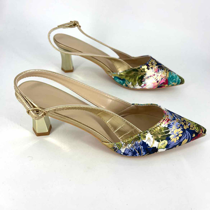 Shoe Size Gold Pumps
