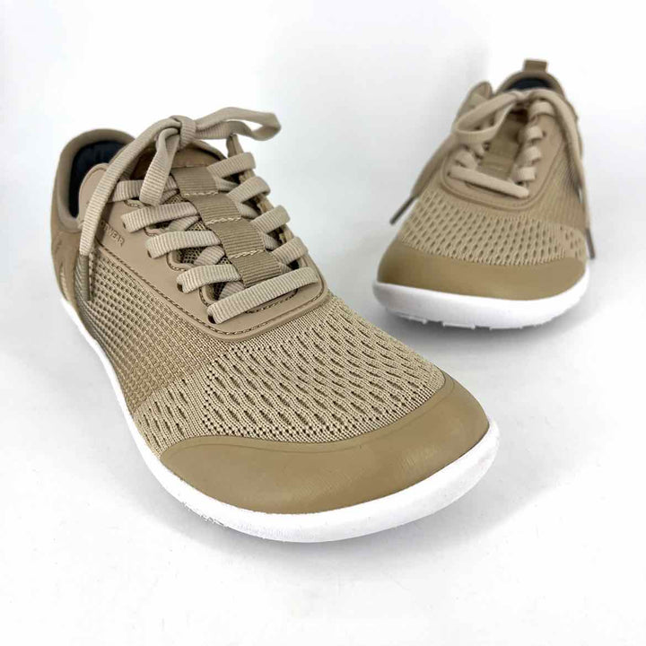 Shoe Size 7 Tan Knit Mesh Sneakers