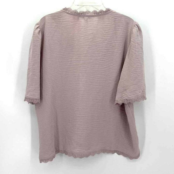 Size L Adrianna Papell Blush Shirt
