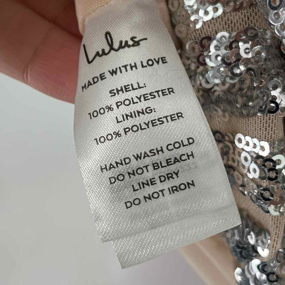 Size 3 LULUS Silver Sequined Dress