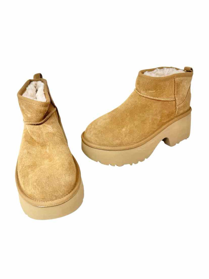 Shoe Size 9 Ugg Tan Suede Boots