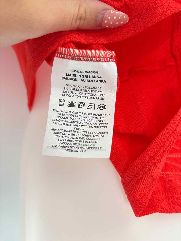 Size M Nike Orange Shirt