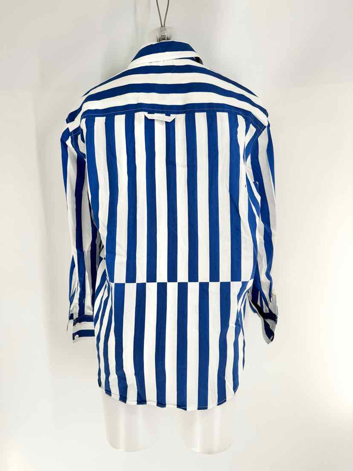 Size M Blue Print Shirt