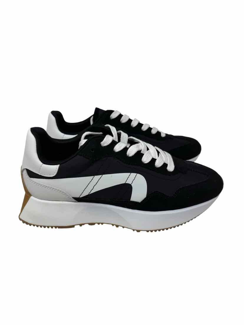 Shoe Size 8.5 Steve Madden Black Sneakers