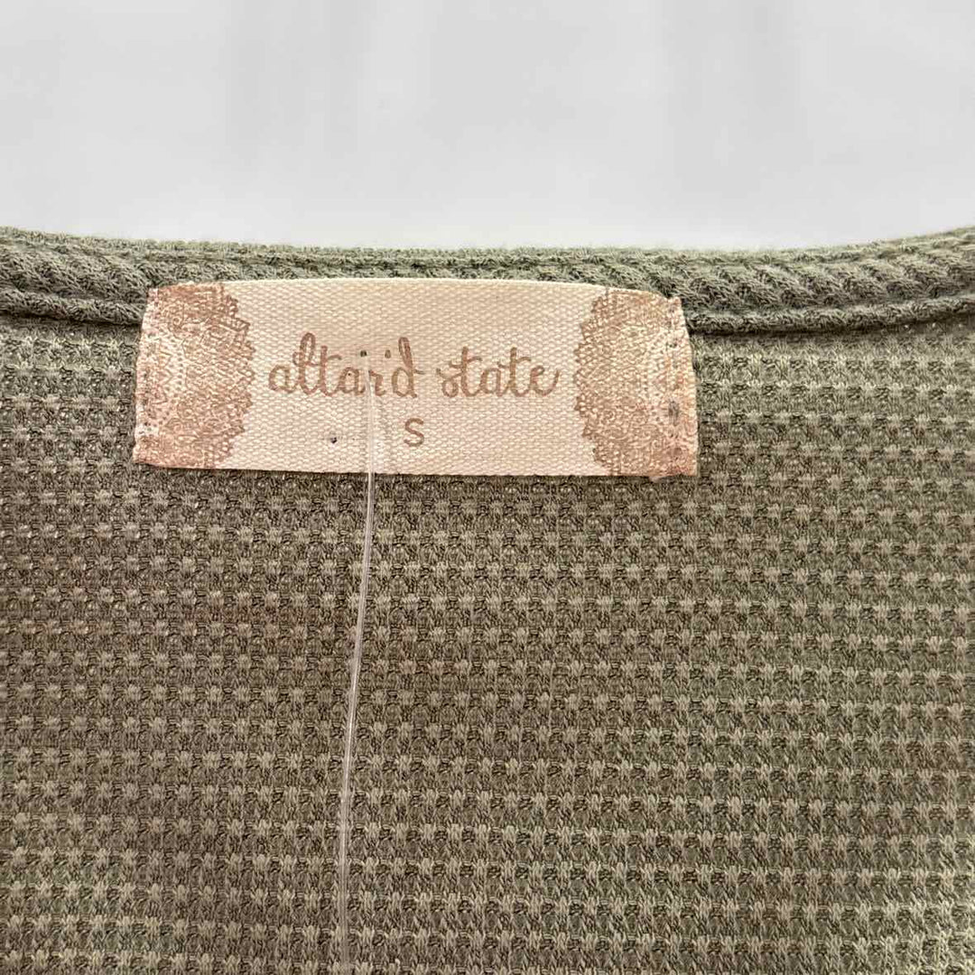 Size S ALTAR'D STATE Green Shirt