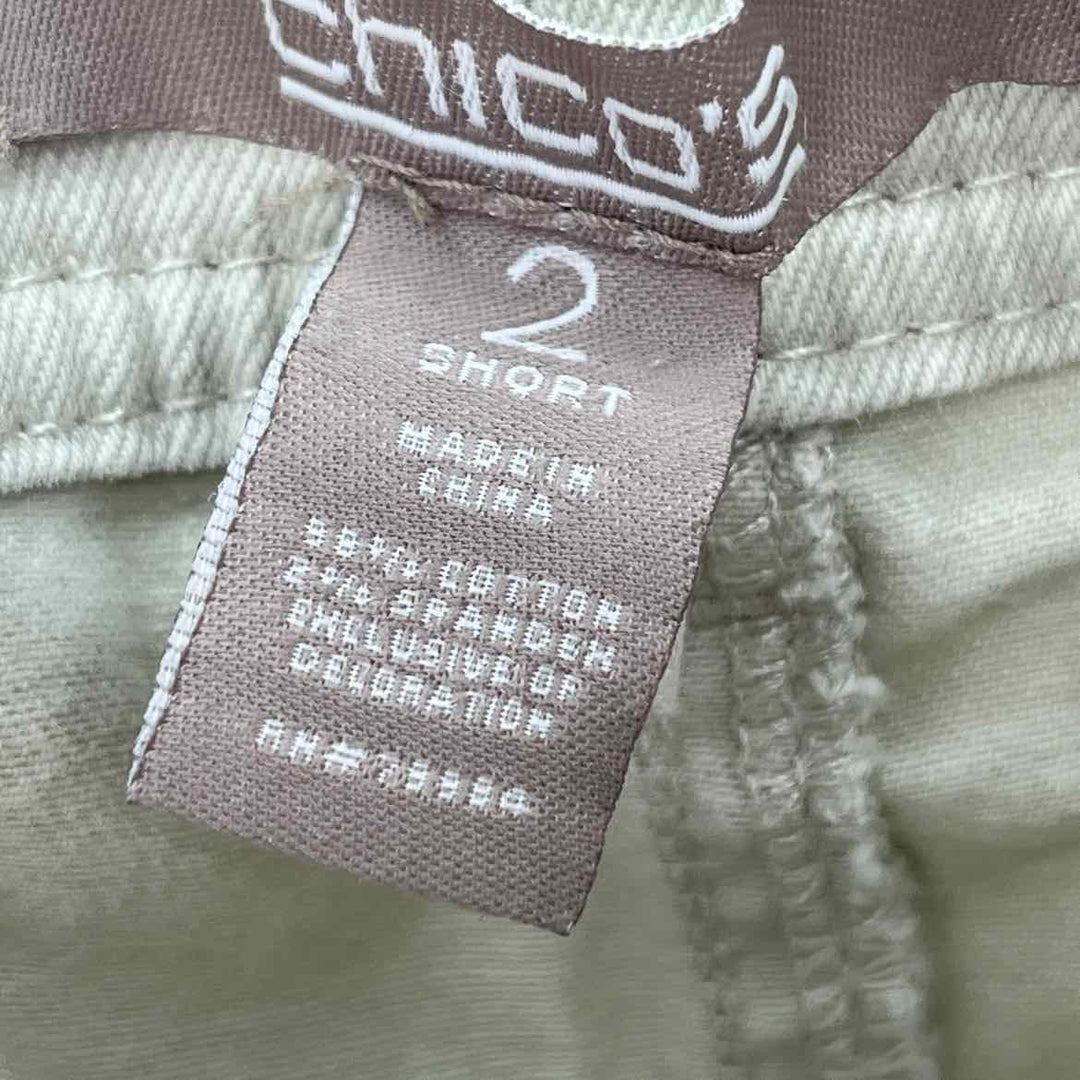 Size L Chico's Beige Denim Jeans