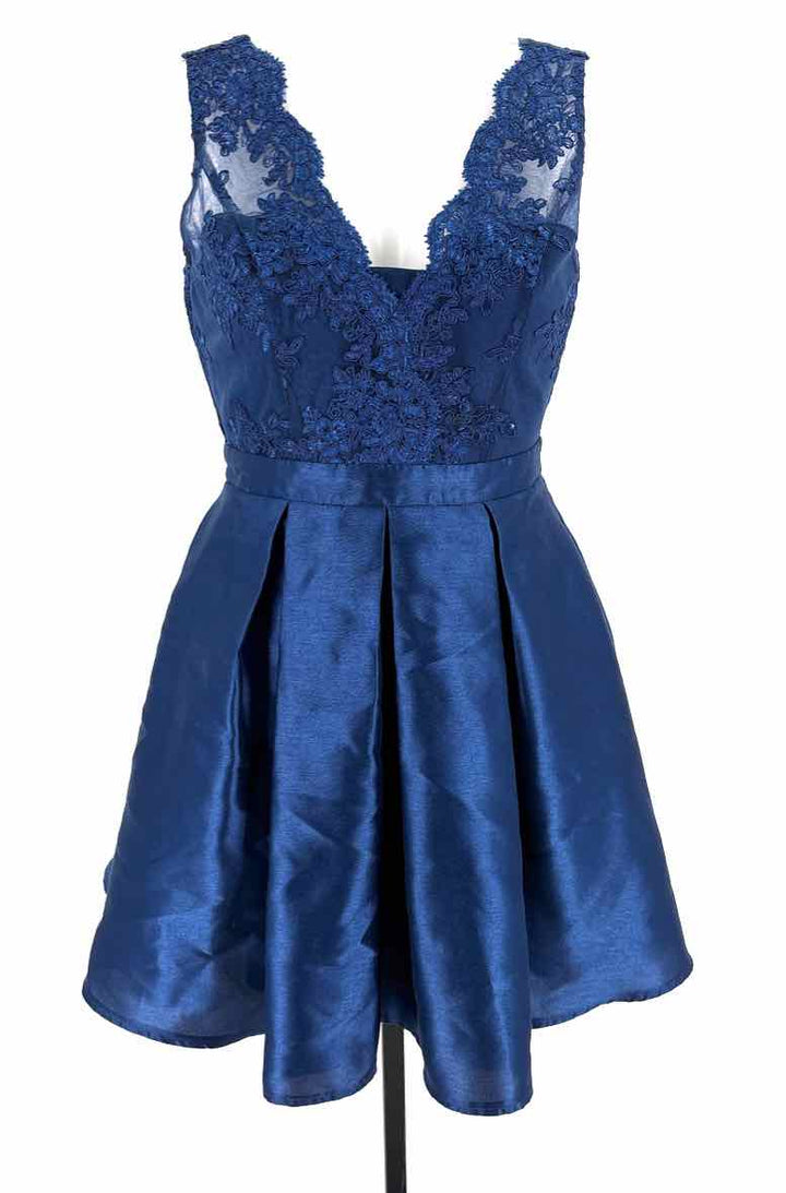 Size M Navy Satin Lace Dress