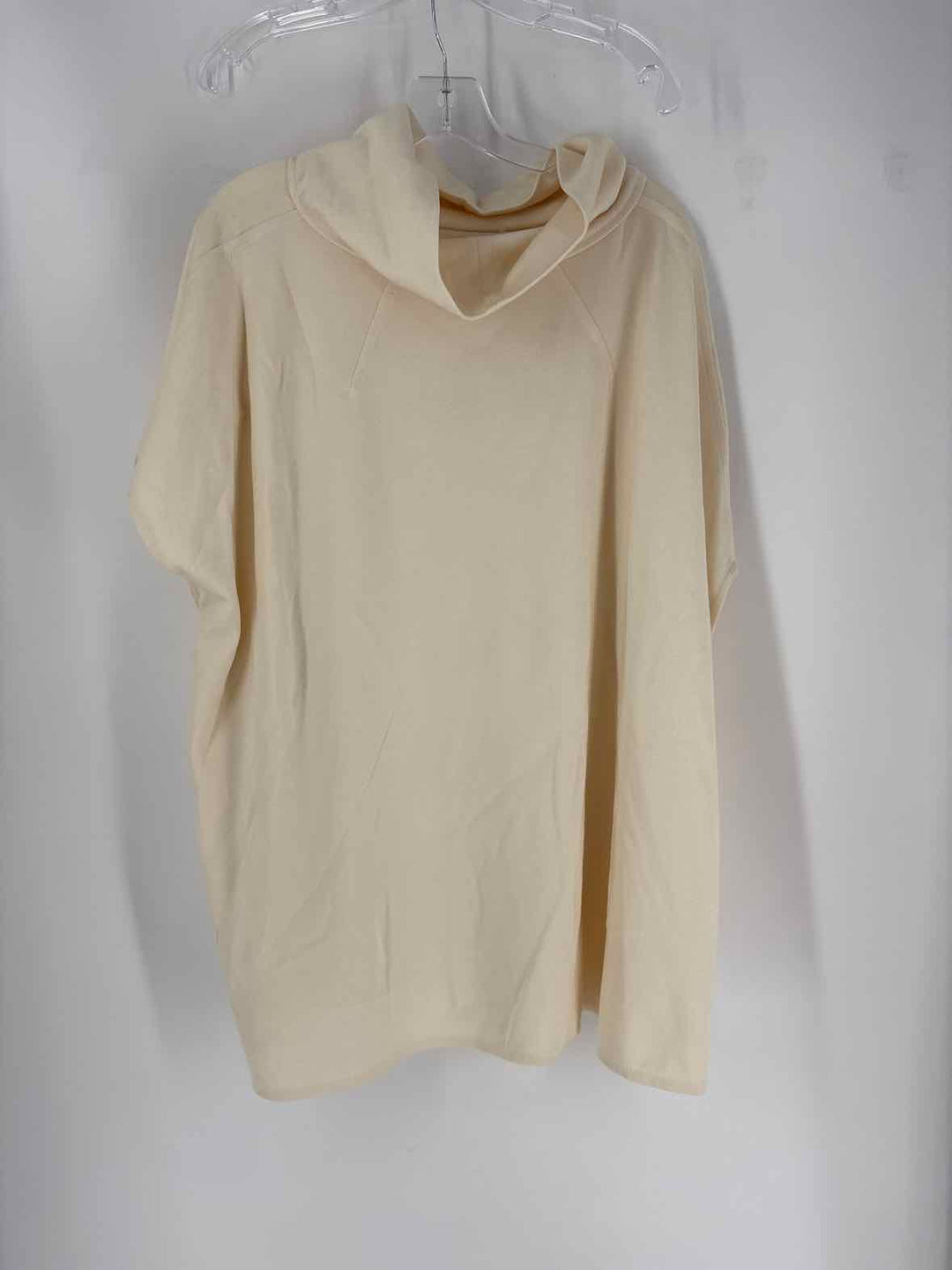Size M/L ST JOHN Ivory Sweater
