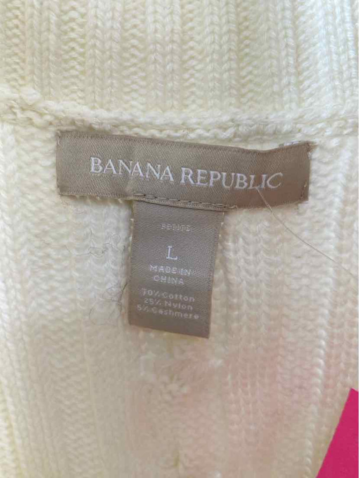 Size L Banana Republic Ivory Knit Sweater