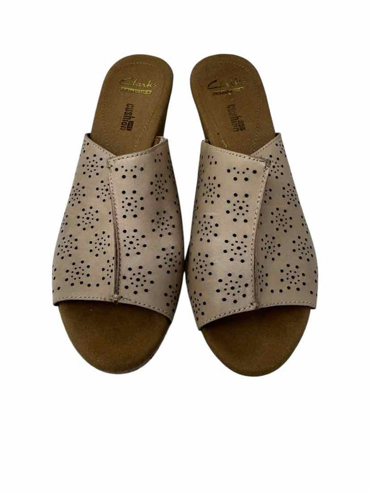 Shoe Size 9 CLARKS Tan Sandals